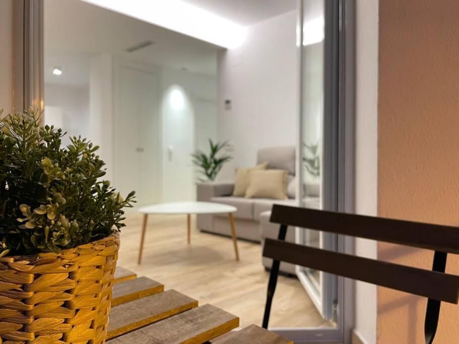 Apartamento Nuevo Centrico Frente Al Mar En Palamos Exterior photo