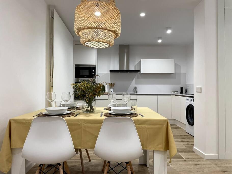 Apartamento Nuevo Centrico Frente Al Mar En Palamos Exterior photo