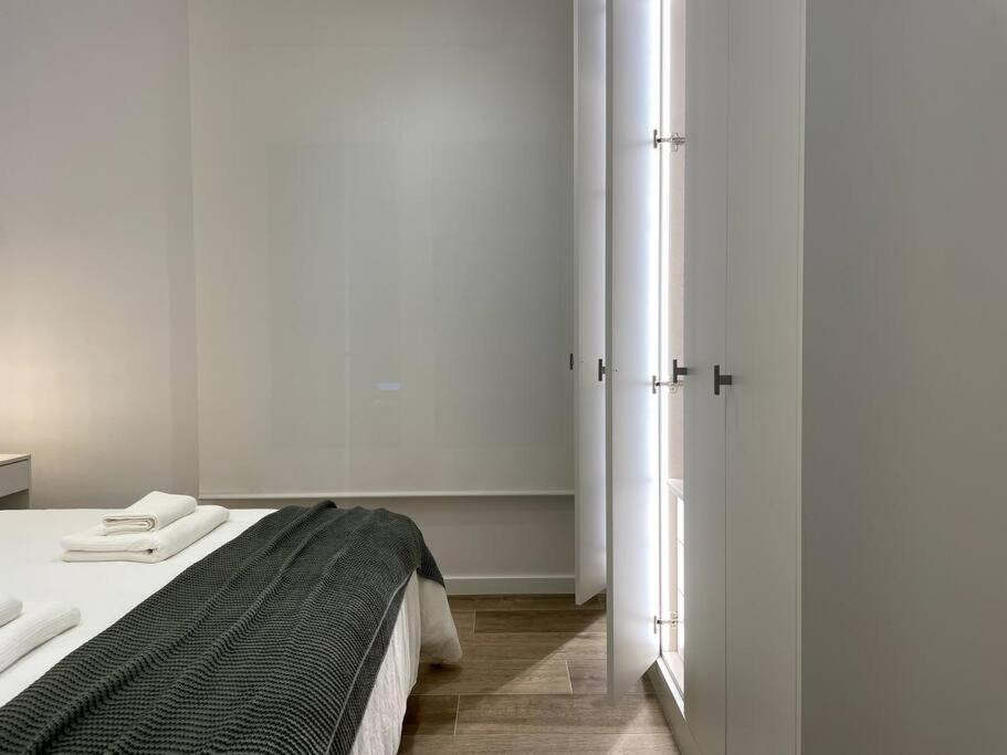 Apartamento Nuevo Centrico Frente Al Mar En Palamos Exterior photo